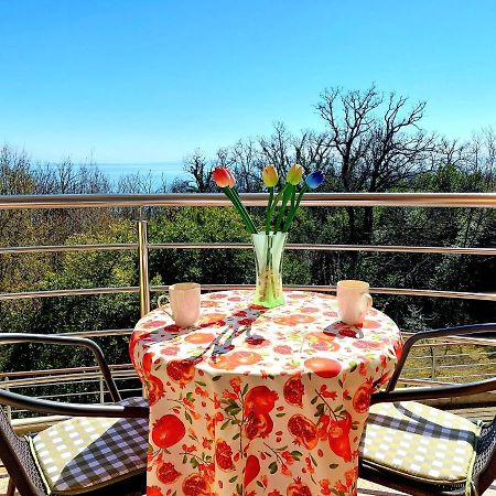 Starry Night - Smart Tv, Extra Big Bed, Big Bathtub, Private Parking, Sea View, Wifi, 2Bedrooms Волоско Экстерьер фото