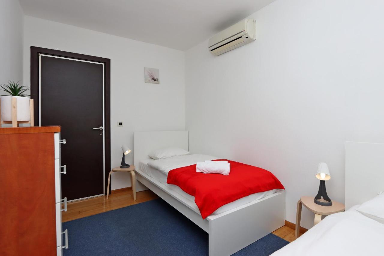 Starry Night - Smart Tv, Extra Big Bed, Big Bathtub, Private Parking, Sea View, Wifi, 2Bedrooms Волоско Экстерьер фото