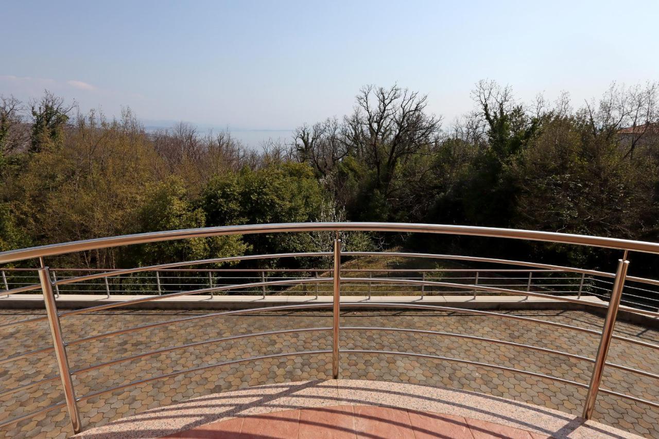 Starry Night - Smart Tv, Extra Big Bed, Big Bathtub, Private Parking, Sea View, Wifi, 2Bedrooms Волоско Экстерьер фото