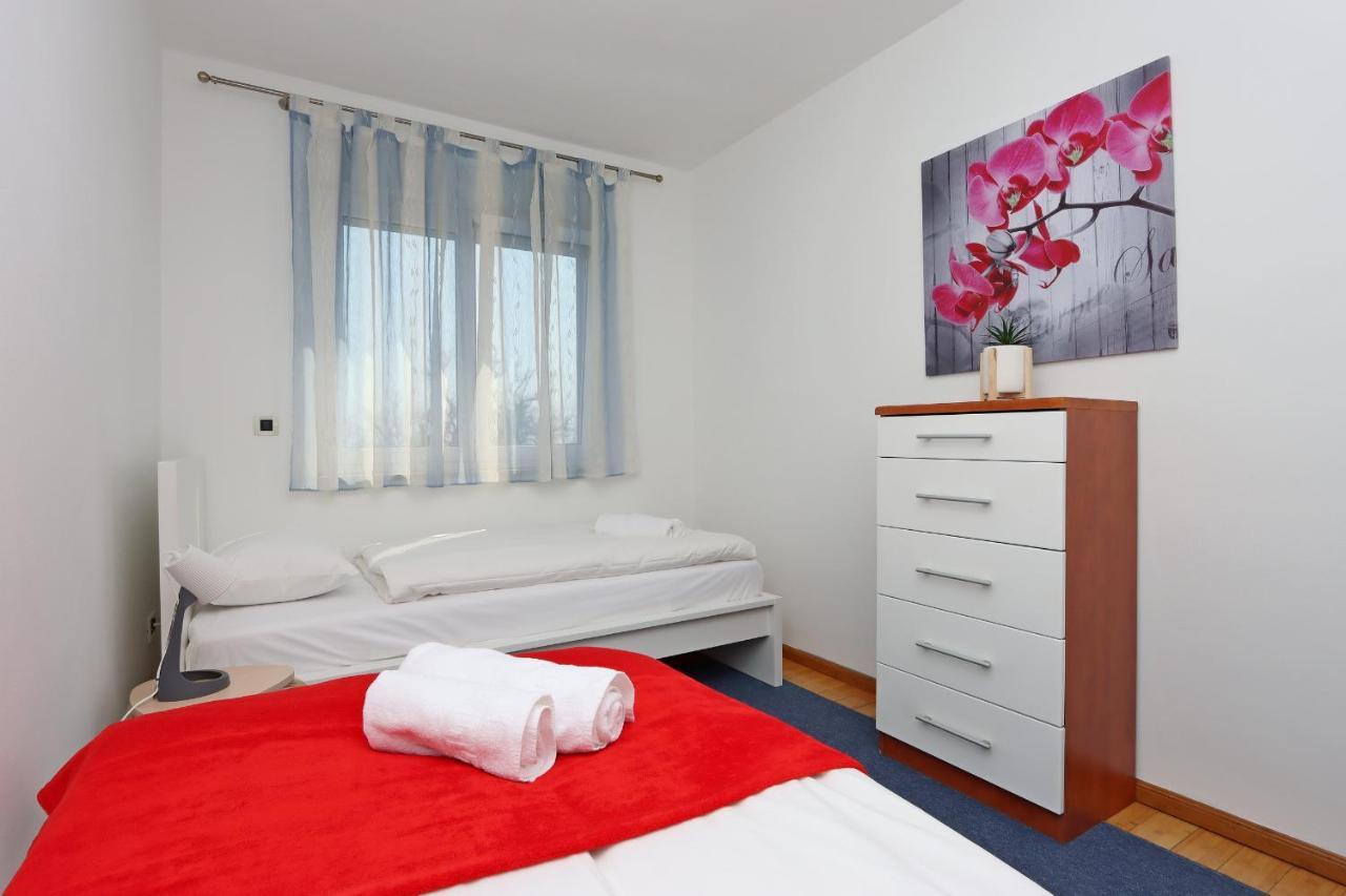 Starry Night - Smart Tv, Extra Big Bed, Big Bathtub, Private Parking, Sea View, Wifi, 2Bedrooms Волоско Экстерьер фото