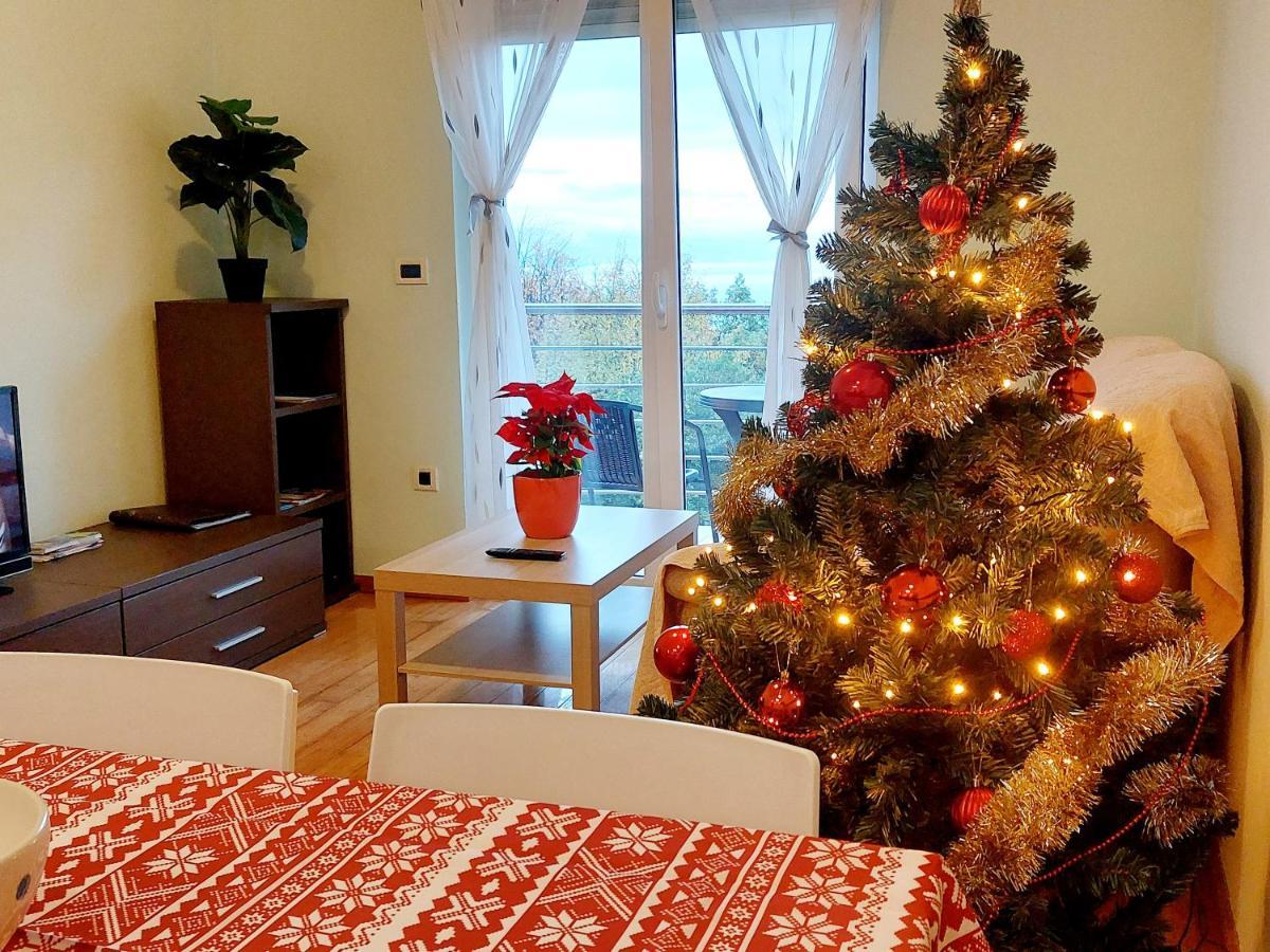 Starry Night - Smart Tv, Extra Big Bed, Big Bathtub, Private Parking, Sea View, Wifi, 2Bedrooms Волоско Экстерьер фото